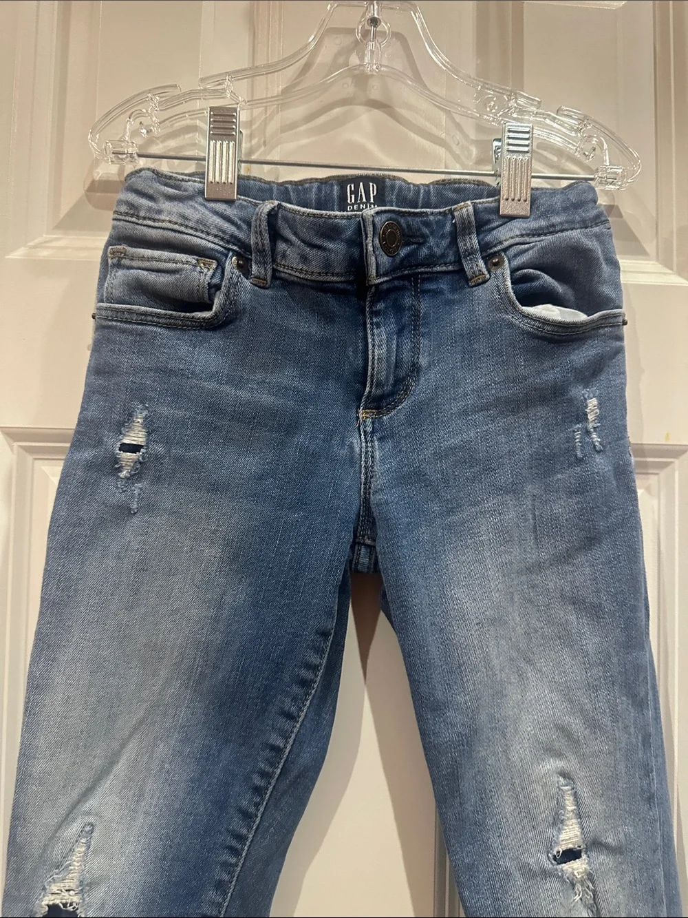 NWOT GAP Kids Light Blue Ripped Skinny Jeans size 8